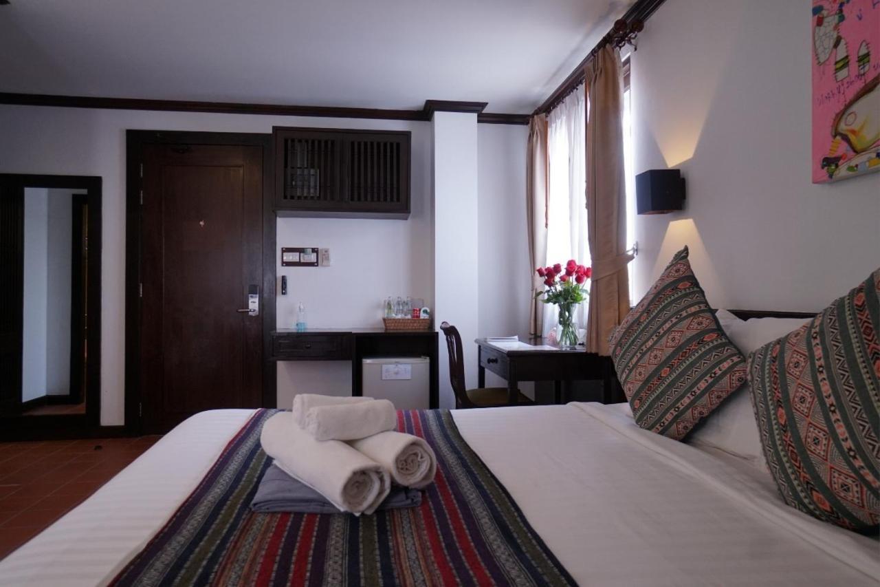 Baan Huenphen Boutique Hotel Чіангмай Номер фото