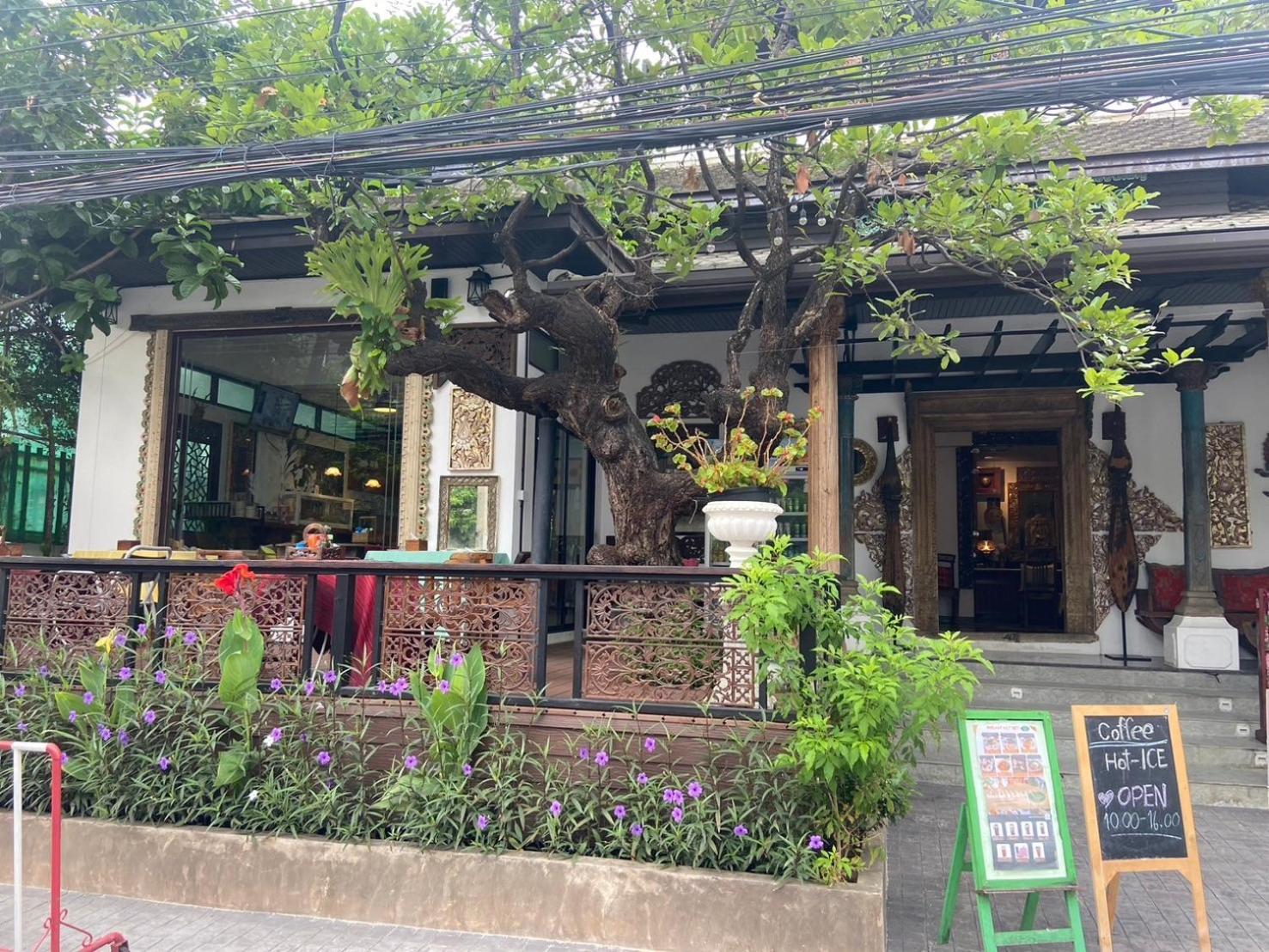 Baan Huenphen Boutique Hotel Чіангмай Екстер'єр фото